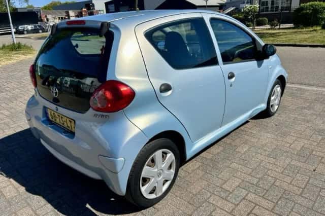 Toyota Aygo (2007) thumbnail 4