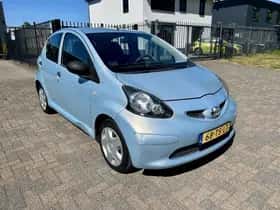 Toyota Aygo (2007) thumbnail 5