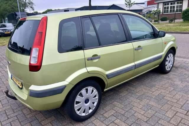 Ford Fusion (2007) thumbnail 4