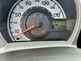 Toyota Aygo (2012) thumbnail 15