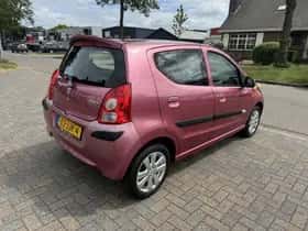 Suzuki Alto (2009) thumbnail 5