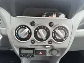 Suzuki Alto (2009) thumbnail 9