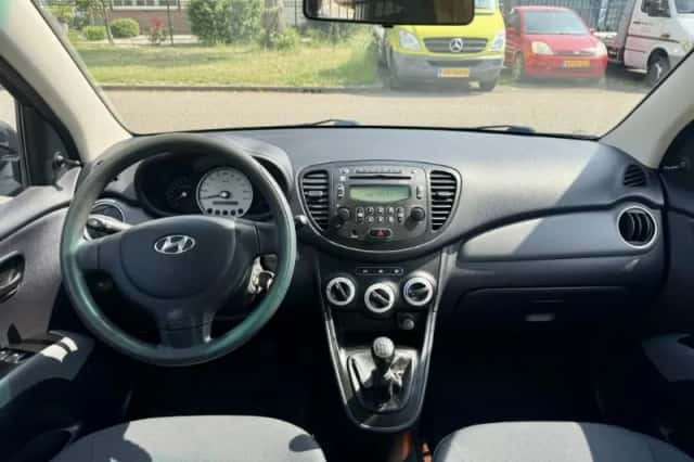 Hyundai i10 (2008) thumbnail 2
