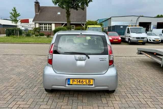 Daihatsu Sirion (2007) thumbnail 3