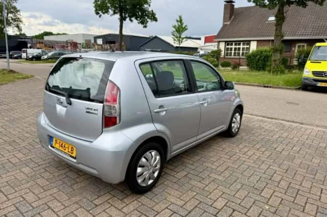 Daihatsu Sirion (2007) thumbnail 4