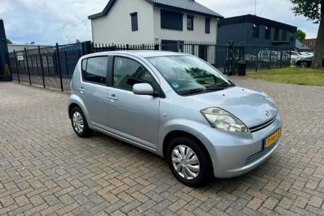 Daihatsu Sirion (2007) thumbnail 5