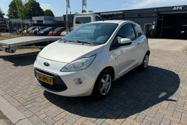 Ford Ka (2012) thumbnail 1