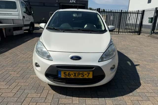 Ford Ka (2012) thumbnail 6