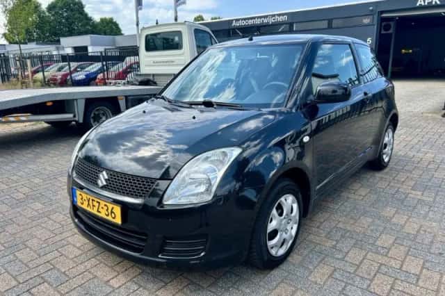 Suzuki Swift (2009) thumbnail 1