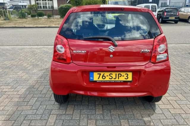 Suzuki Alto (2011) thumbnail 3
