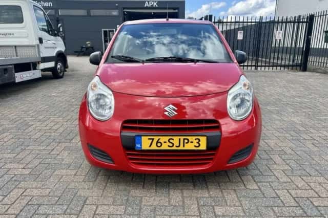 Suzuki Alto (2011) thumbnail 6