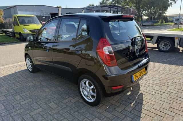 Hyundai i10 (2012) thumbnail 2