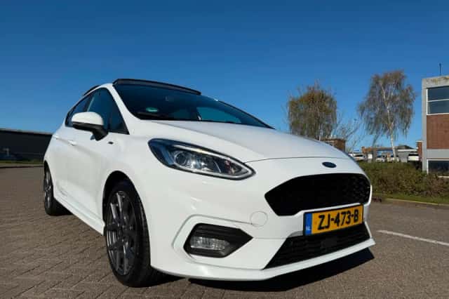 Ford Fiesta (2019) thumbnail 4