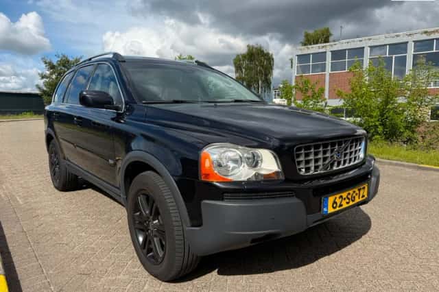 Volvo XC90 (2006) thumbnail 1