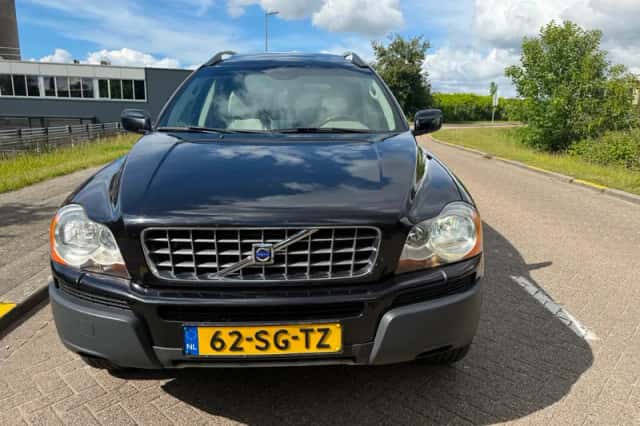 Volvo XC90 (2006) thumbnail 5