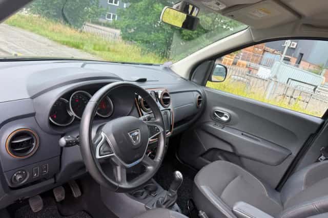 Dacia Lodgy (2017) thumbnail 3