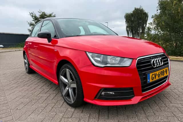 Audi A1 (2016) thumbnail 2