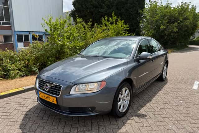 Volvo S80 (2011) thumbnail 1