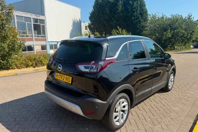 Opel Crossland X (2020) thumbnail 4