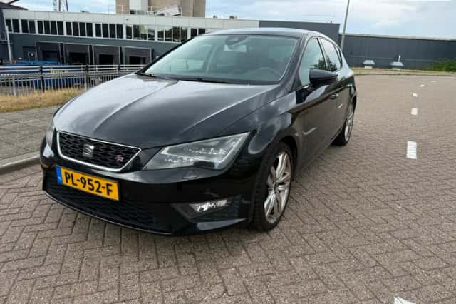 SEAT Leon (2013) thumbnail 1