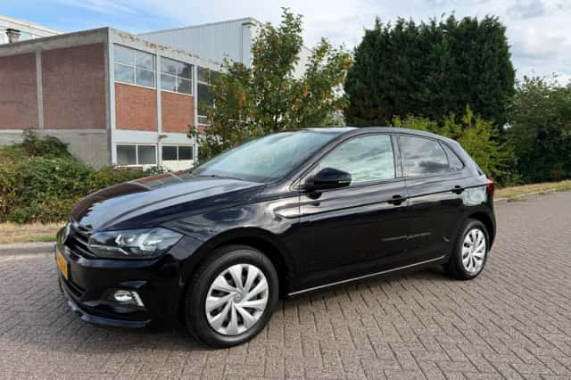 Volkswagen Polo (2019) thumbnail 2