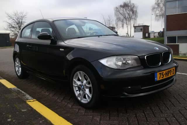 BMW 1-Serie (2009) thumbnail 2