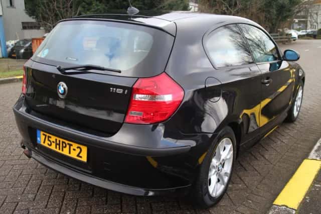 BMW 1-Serie (2009) thumbnail 4