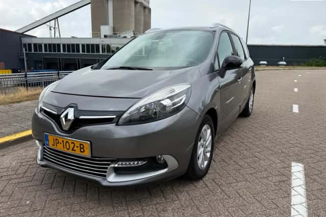 Renault Grand Scénic (2016) thumbnail 1