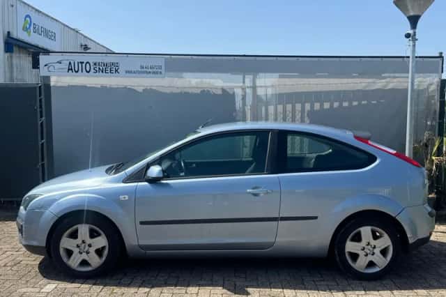 Ford Focus (2006) thumbnail 4