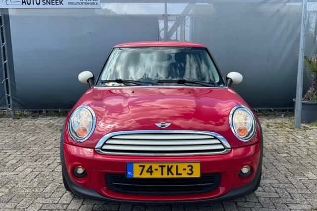 MINI One (2012) thumbnail 2