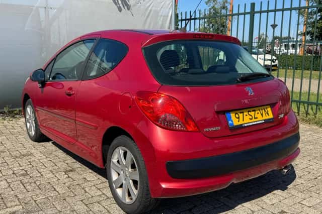 Peugeot 207 (2006) thumbnail 5