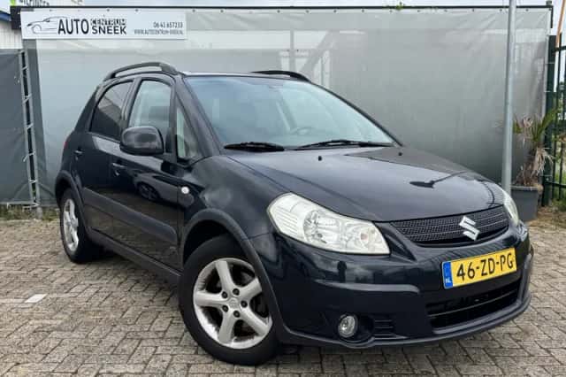 Suzuki SX4 (2008) thumbnail 1