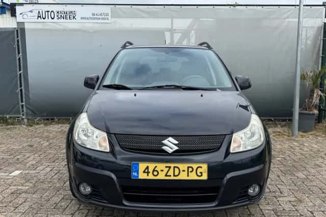Suzuki SX4 (2008) thumbnail 2