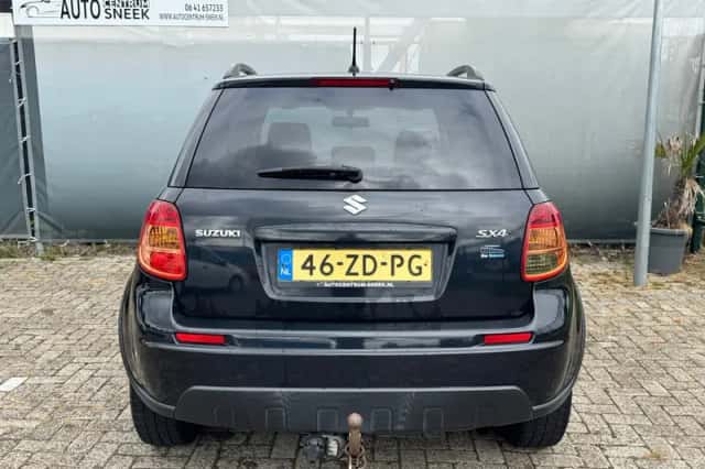 Suzuki SX4 (2008) thumbnail 6