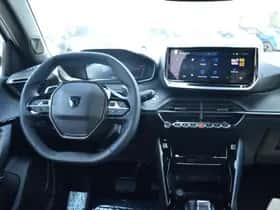 Peugeot 2008 (2025) thumbnail 9