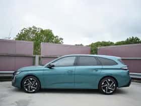 Peugeot 308 (2022) thumbnail 2