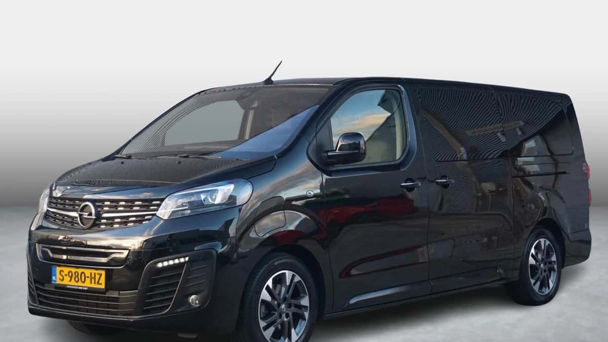 Opel Zafira (2023) — foto 1