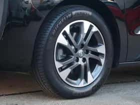 Opel Zafira (2023) thumbnail 22