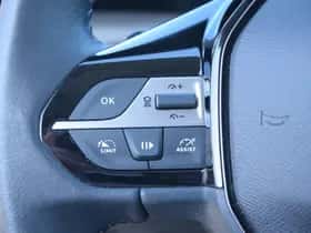 Peugeot 308 (2024) thumbnail 16
