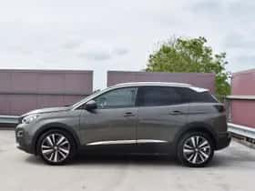 Peugeot 3008 (2017) thumbnail 2