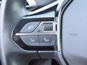 Peugeot 5008 (2022) thumbnail 23