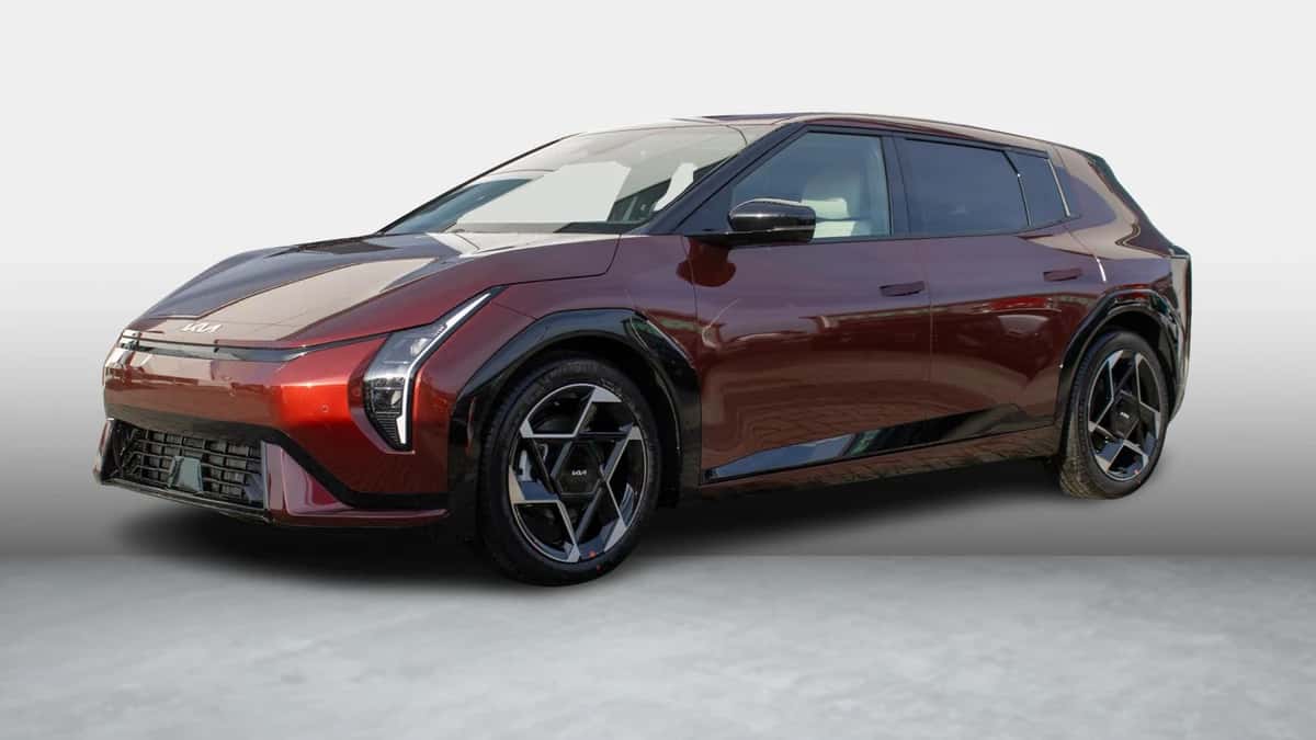 Kia EV4 (2026) — foto 1