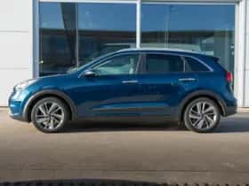 Kia Niro (2018) thumbnail 8