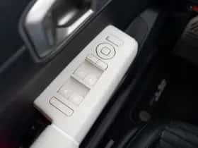 Kia EV4 (2026) thumbnail 17