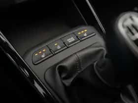 Kia Stonic (2025) thumbnail 11