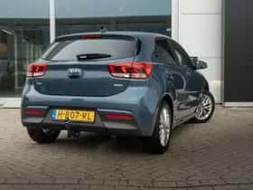 Kia Rio (2020) thumbnail 4