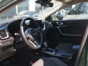 Kia Ceed Sportswagon (2024) thumbnail 21