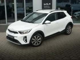 Kia Stonic (2022) thumbnail 2