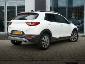 Kia Stonic (2022) thumbnail 4