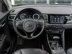 Kia Niro (2017) thumbnail 3